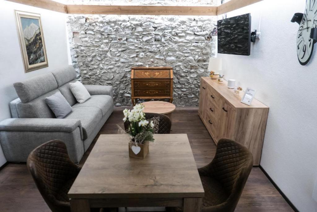 Apartmán Casa Sofia Aosta Exteriér fotografie