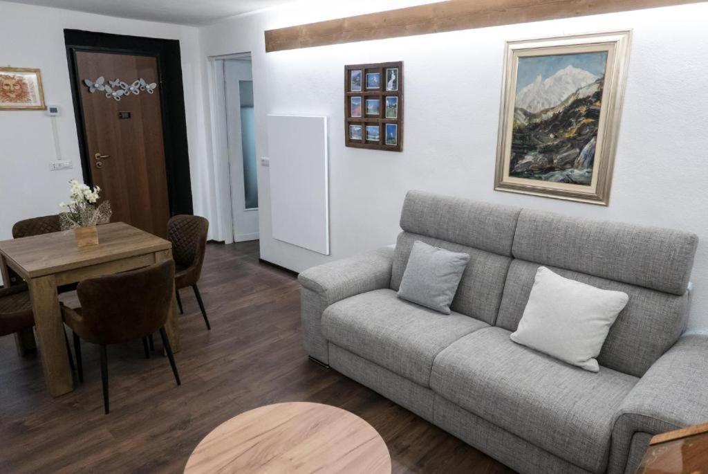 Apartmán Casa Sofia Aosta Exteriér fotografie